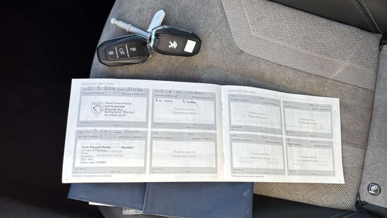 Peugeot 208 1.2 PureTech 100 GT Premium 5dr Petrol Hatchback